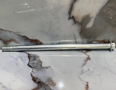 EJE TRASERO TORNADO 17MM / 315MM