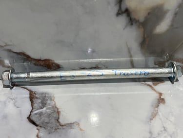 EJE TRASERO ZS 150 15MM