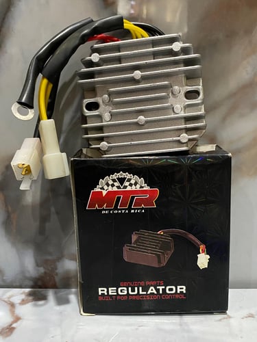 REGULADOR DUKE390 45 AMPERIOS MTR