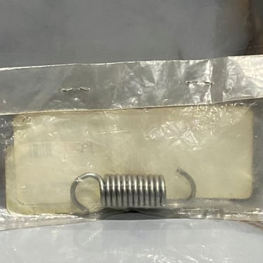 RESORTE PATILLA FRENO XT225