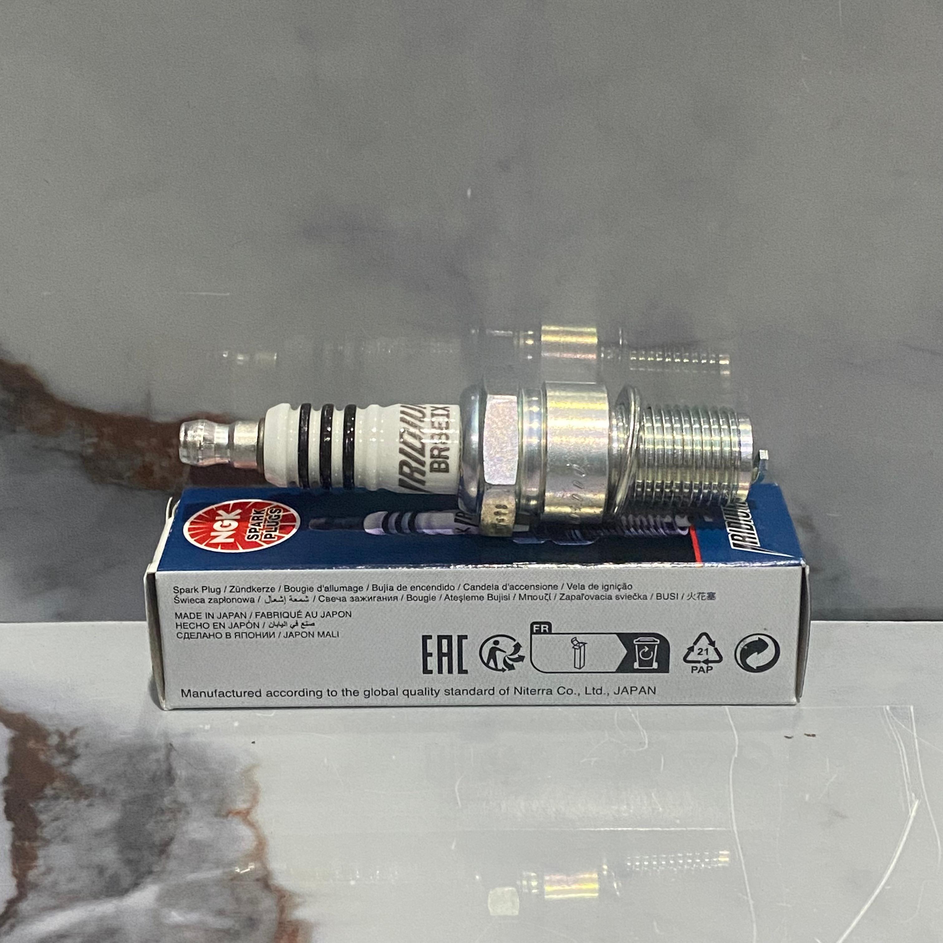 CANDELA IRIDIUM BR8EIX 2T