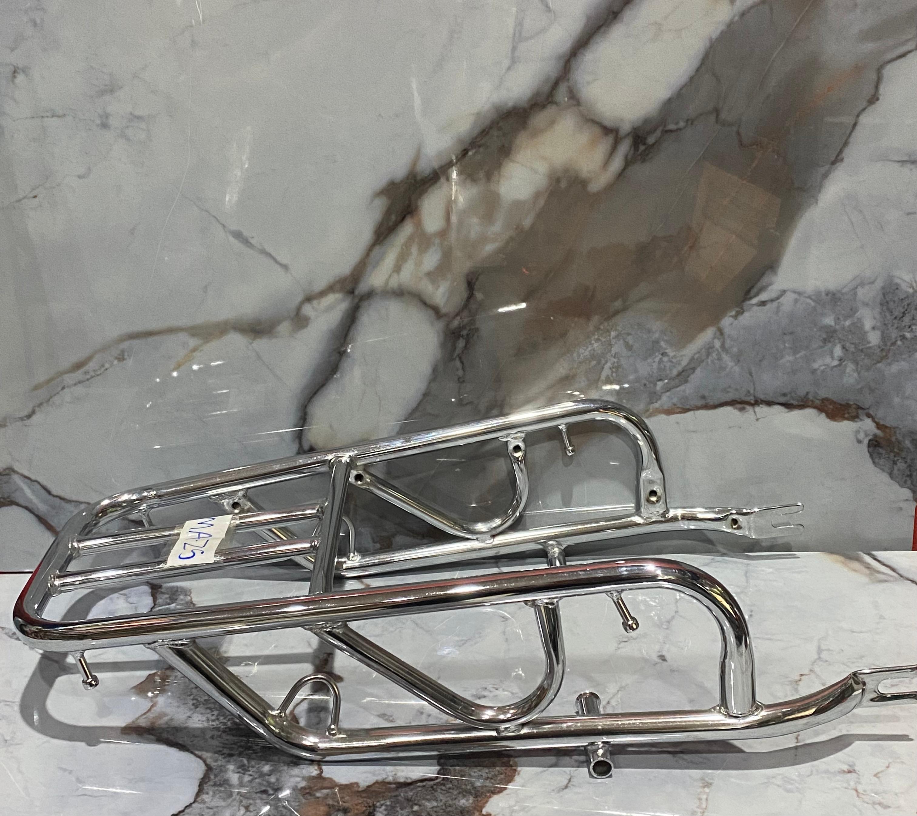 MALETERO ZS150 CROMADO/NEGRO