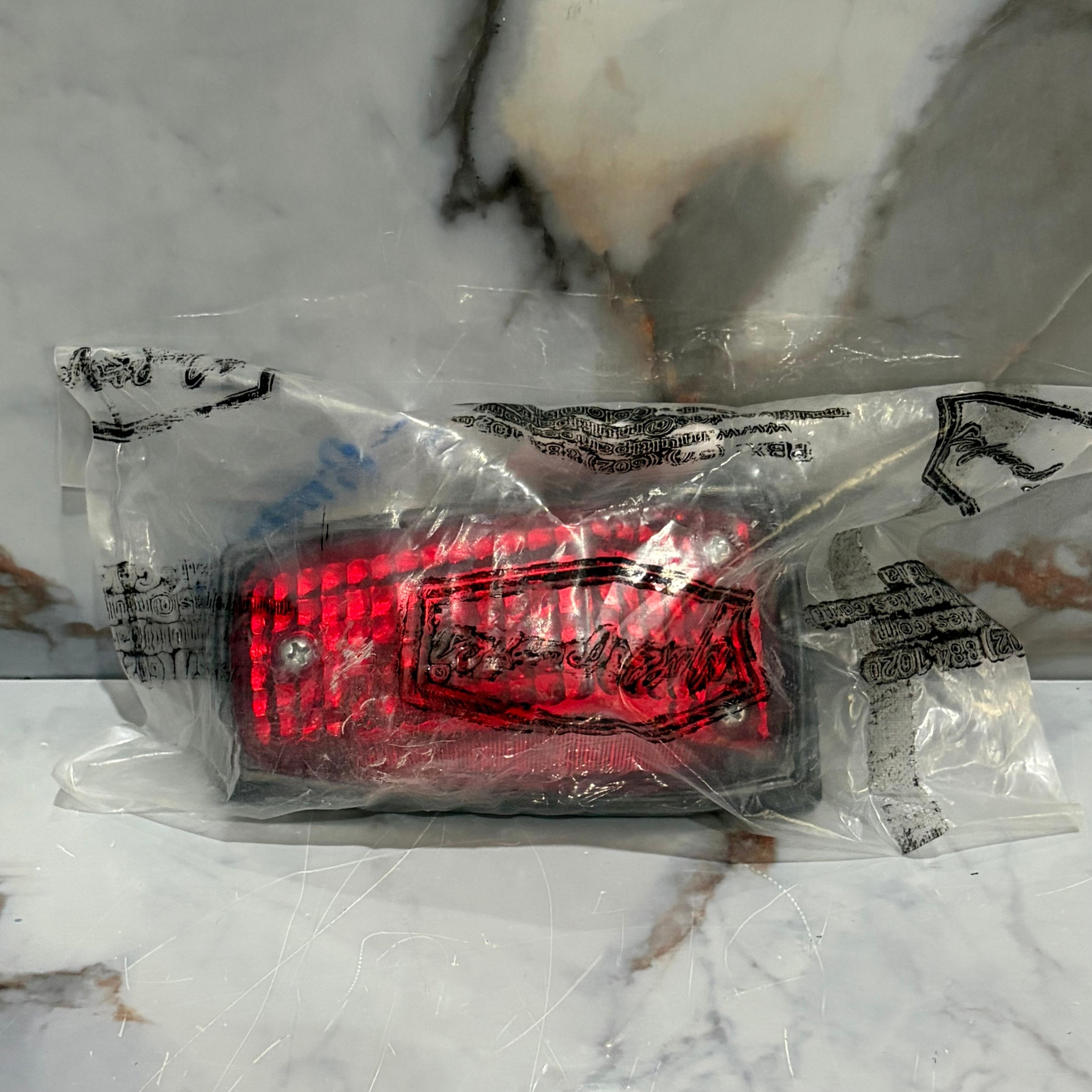 STOP TRASERO PIRAMIDE PARA MONO