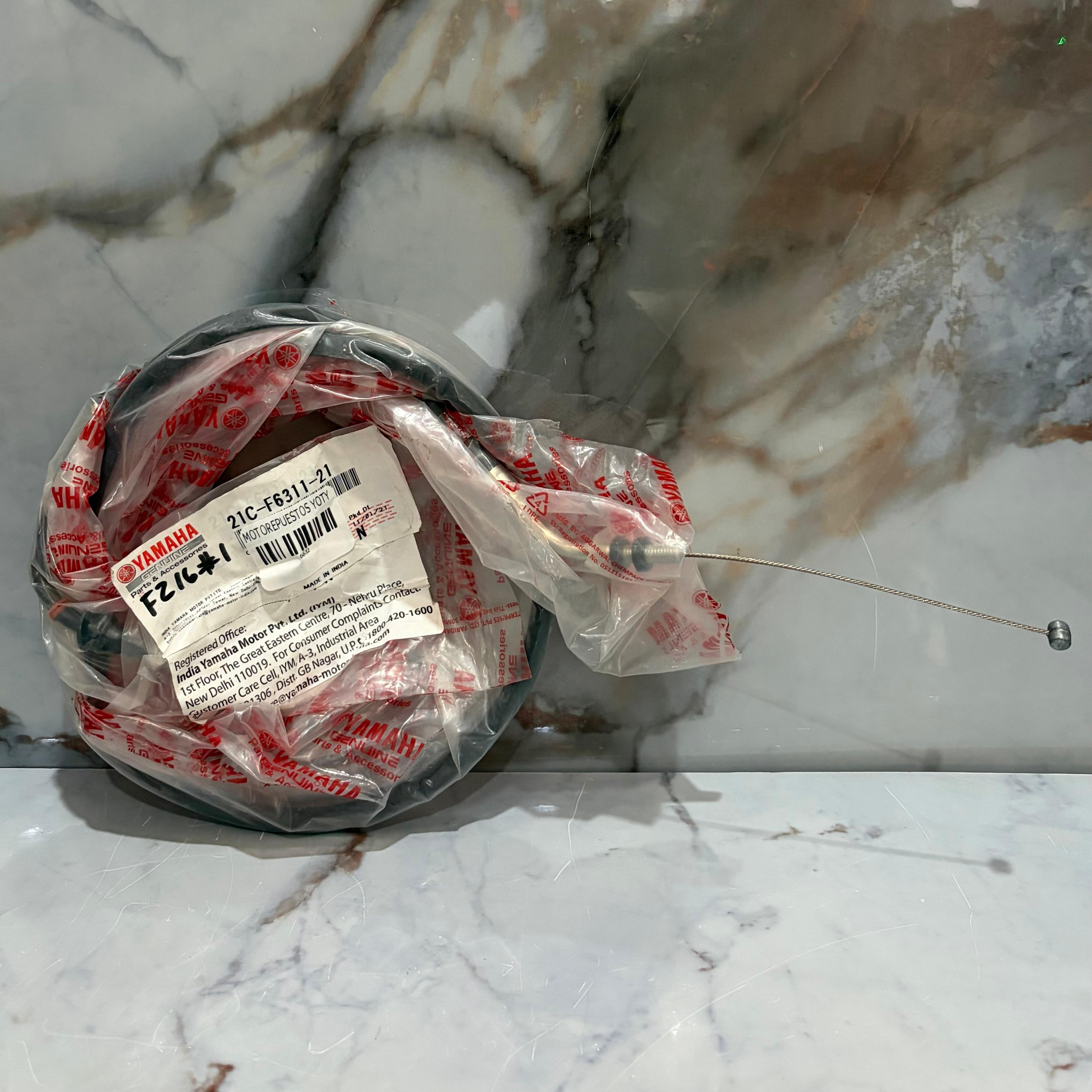 CABLE GAS PARTE ARRIBA FZ16 2013 #1