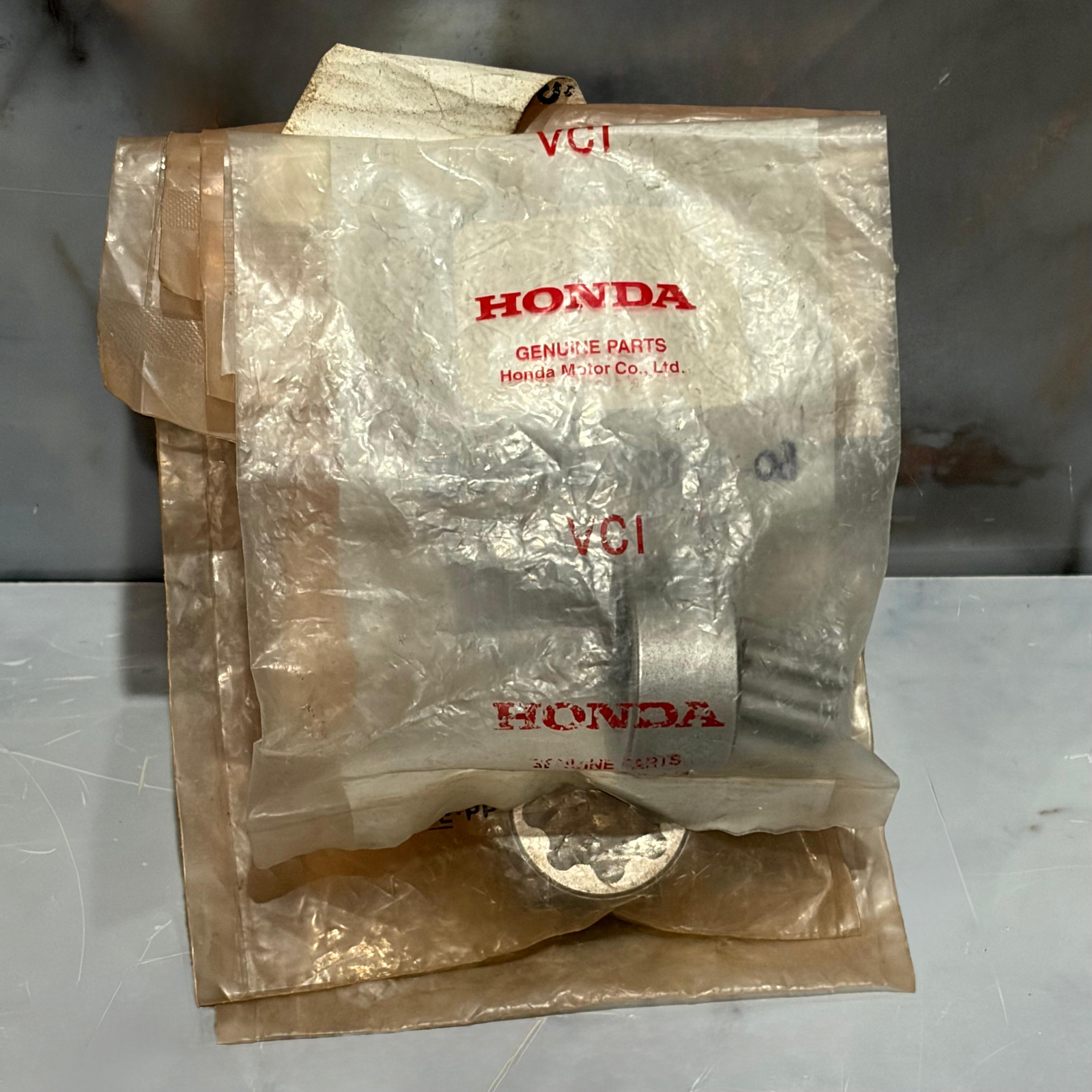 BOMBA ACEITE CRF450R 05-09 ORIGINAL