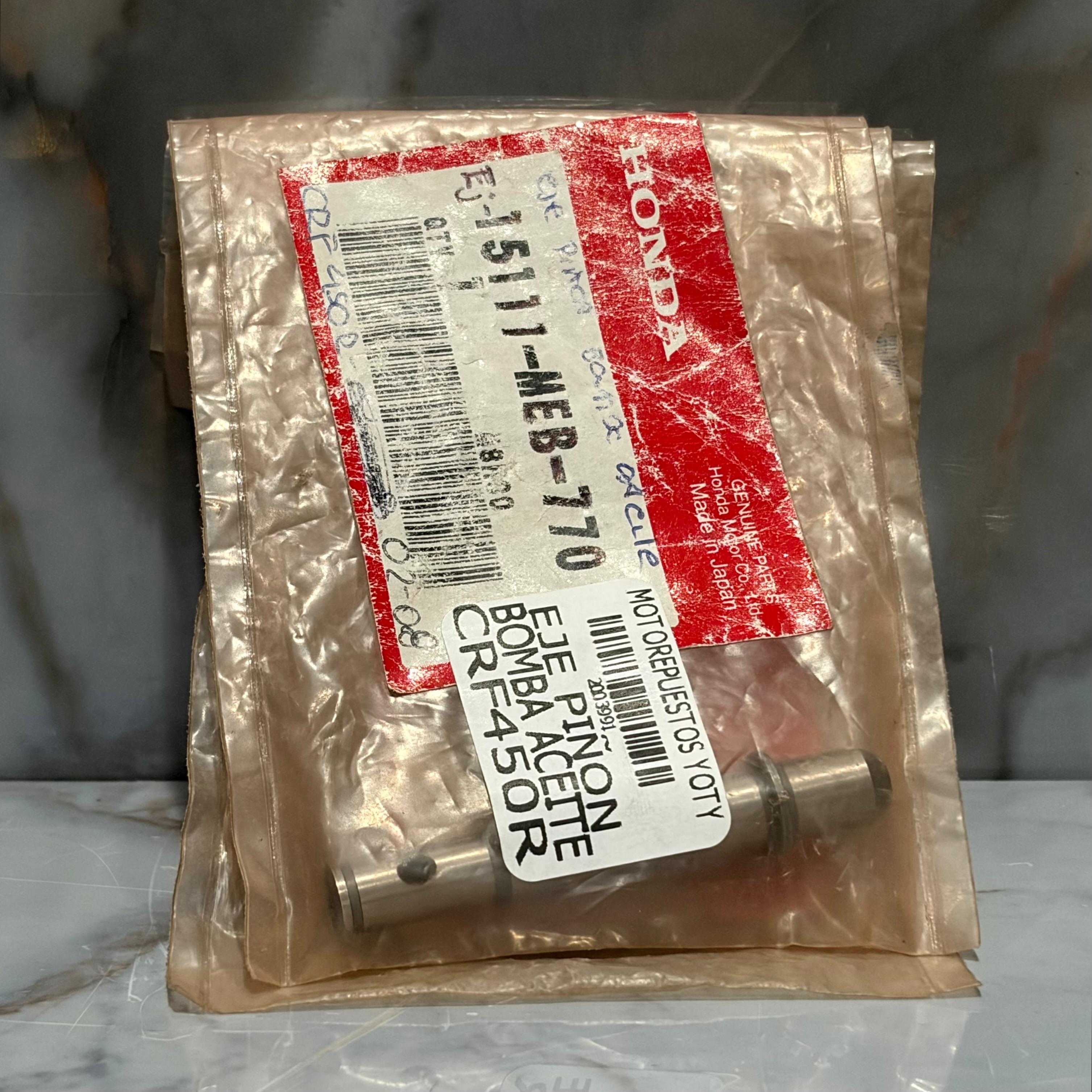 EJE PIÑON BOMBA ACEITE CRF450R 02-08