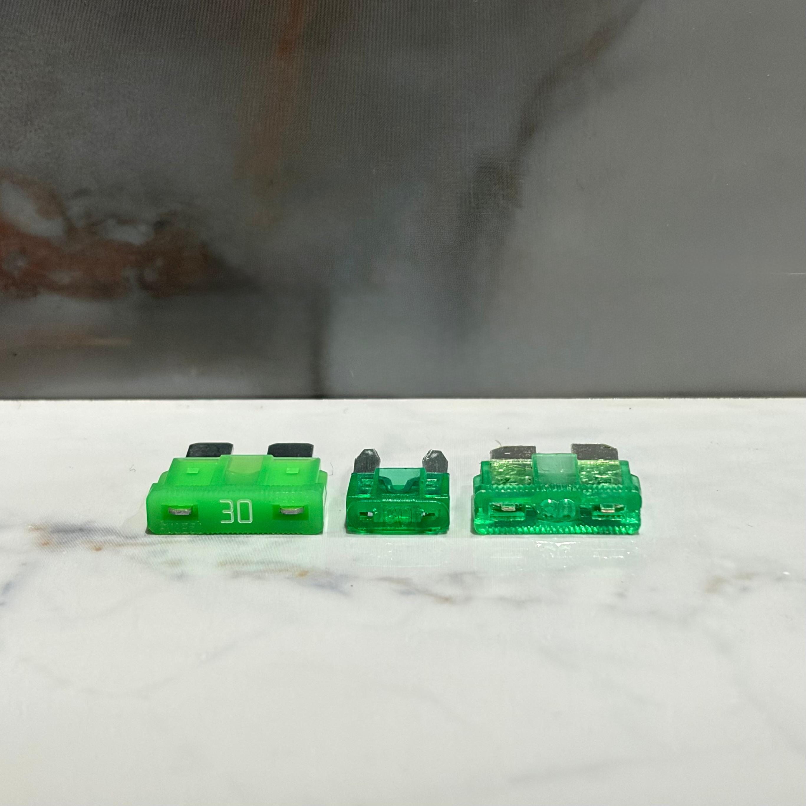 FUSIBLE PATILLA 30 AMPERIOS
