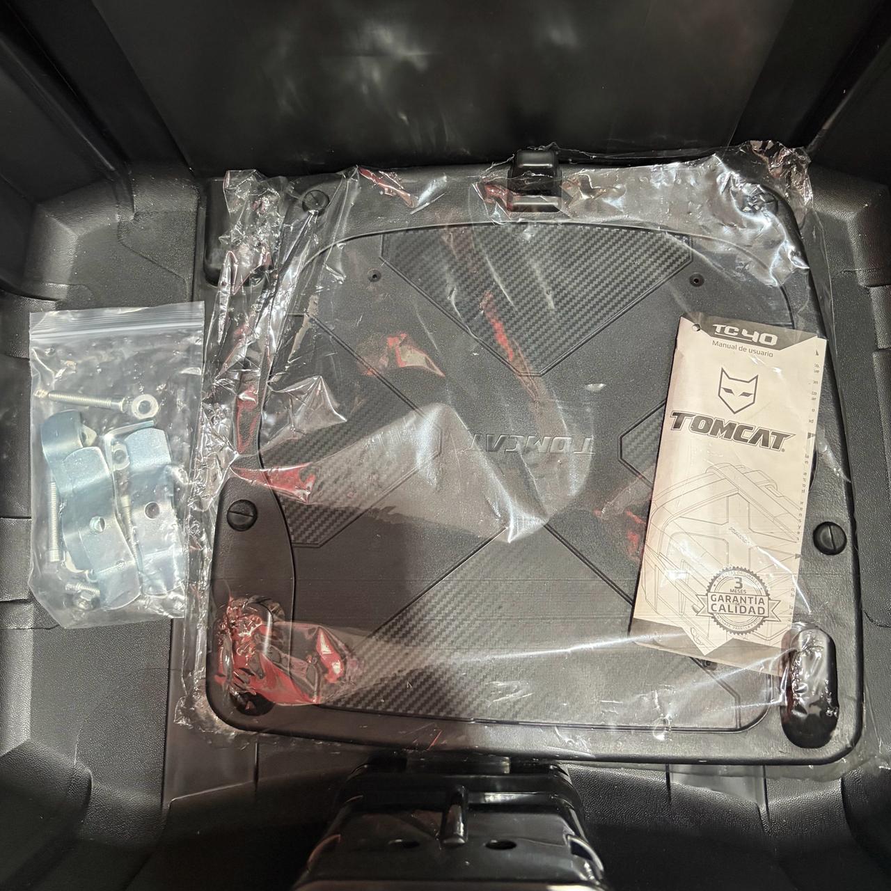CAJÓN CUADRADO TOMCAT TC40 40 LITROS