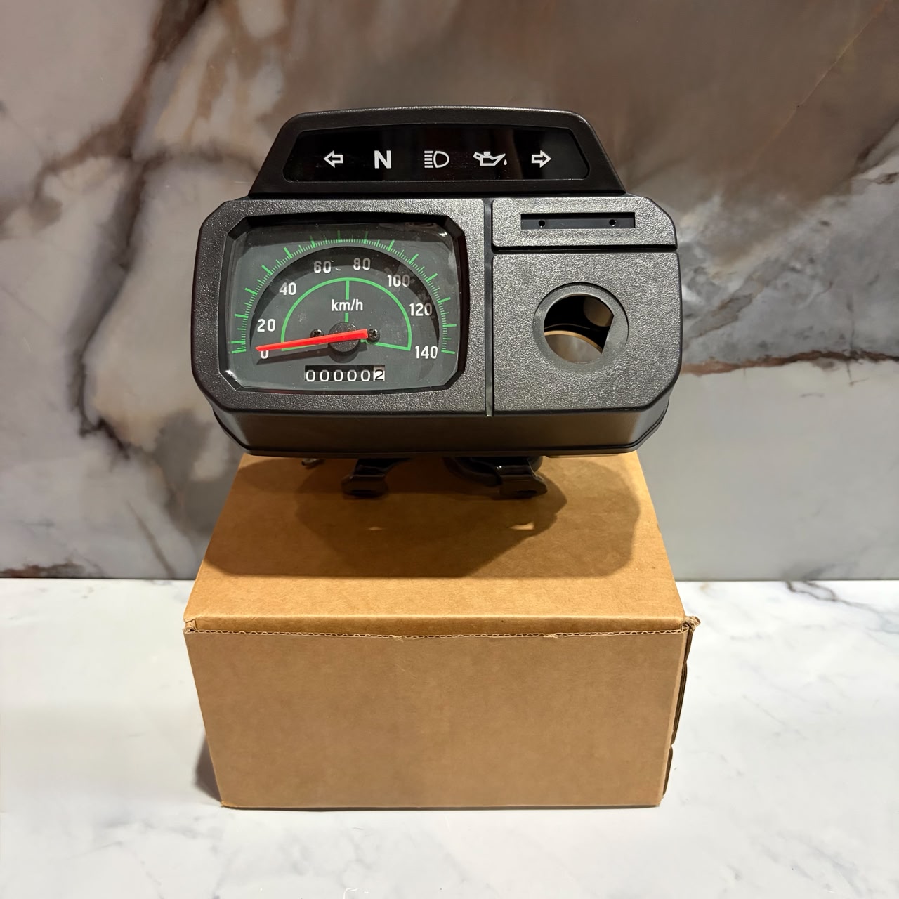 VELOCIMETRO AX100