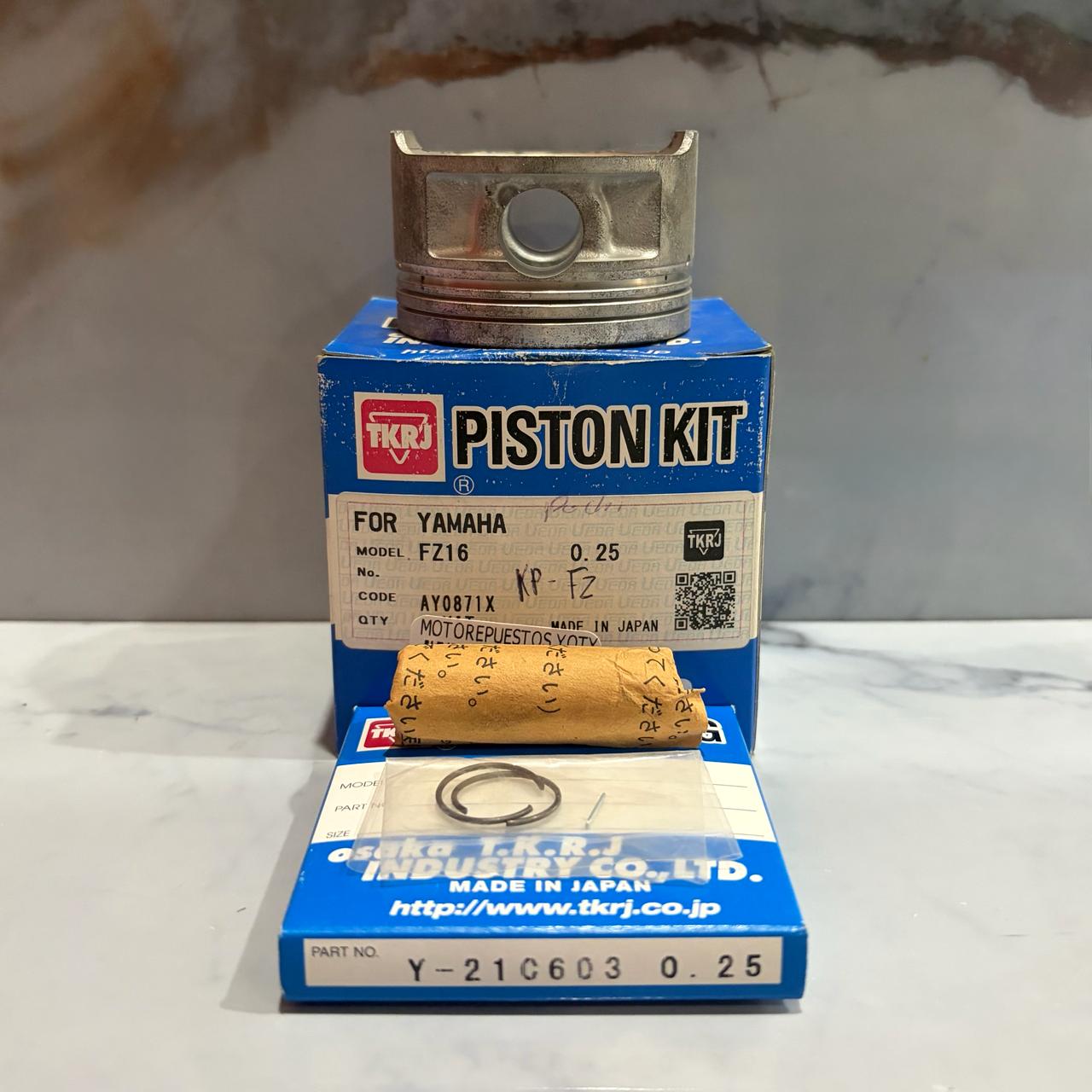 KIT PISTON FZ16 0.25 TKRJ