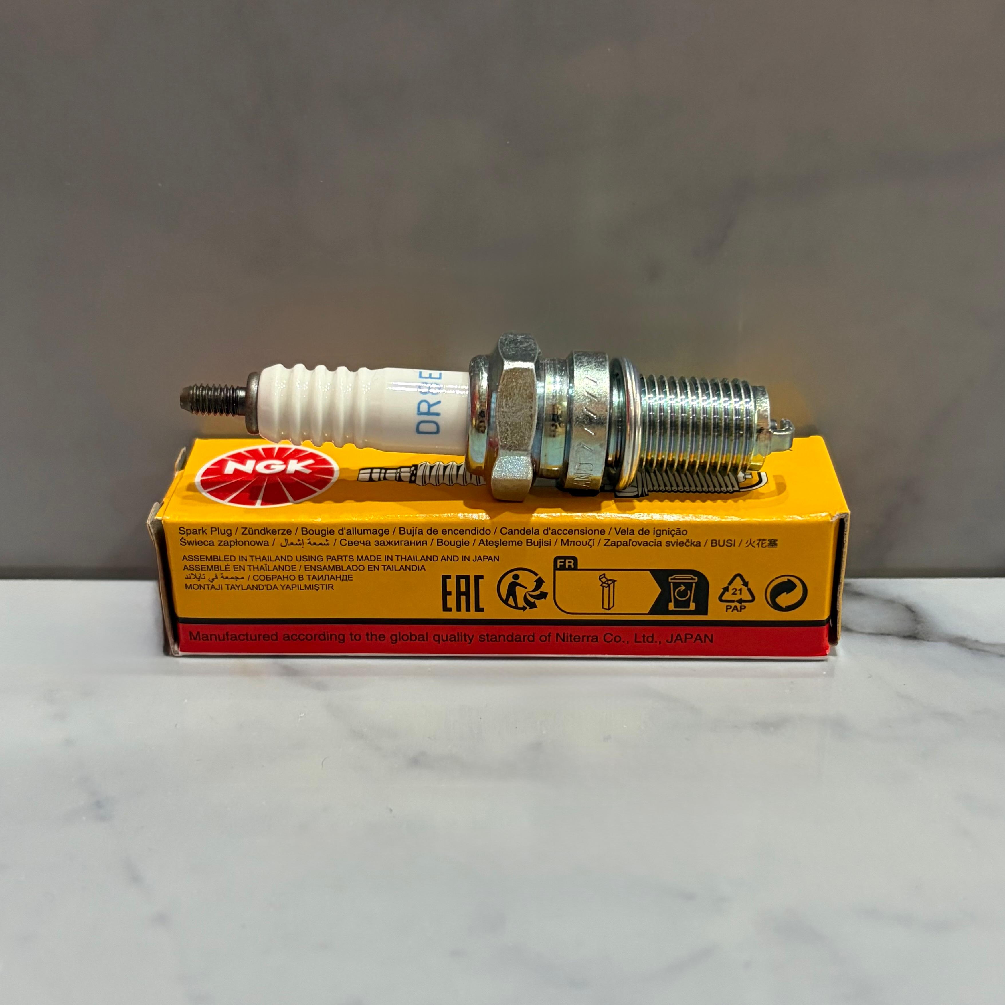CANDELA NGK DR8EA