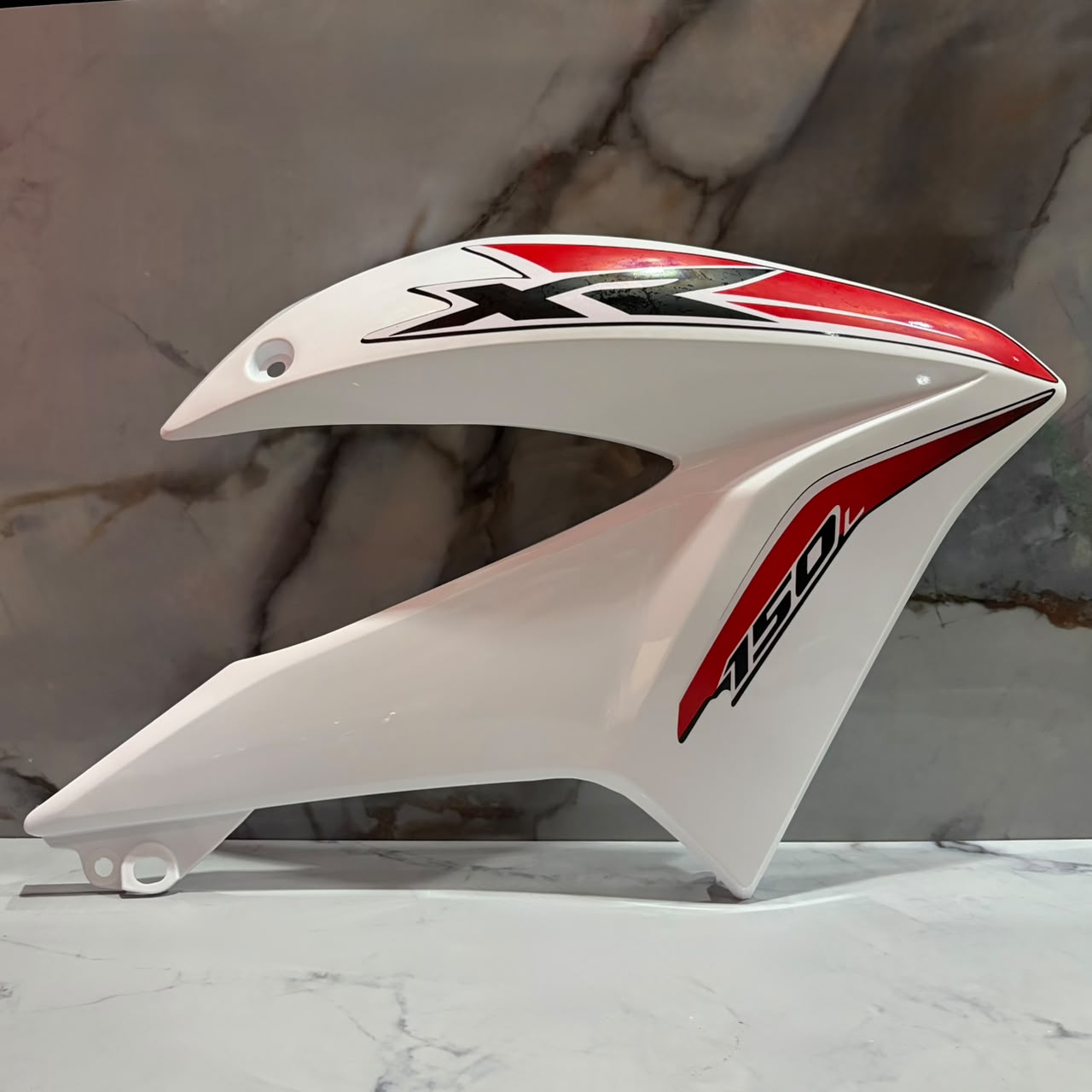 TAPAS TANQUE XR150L PAR