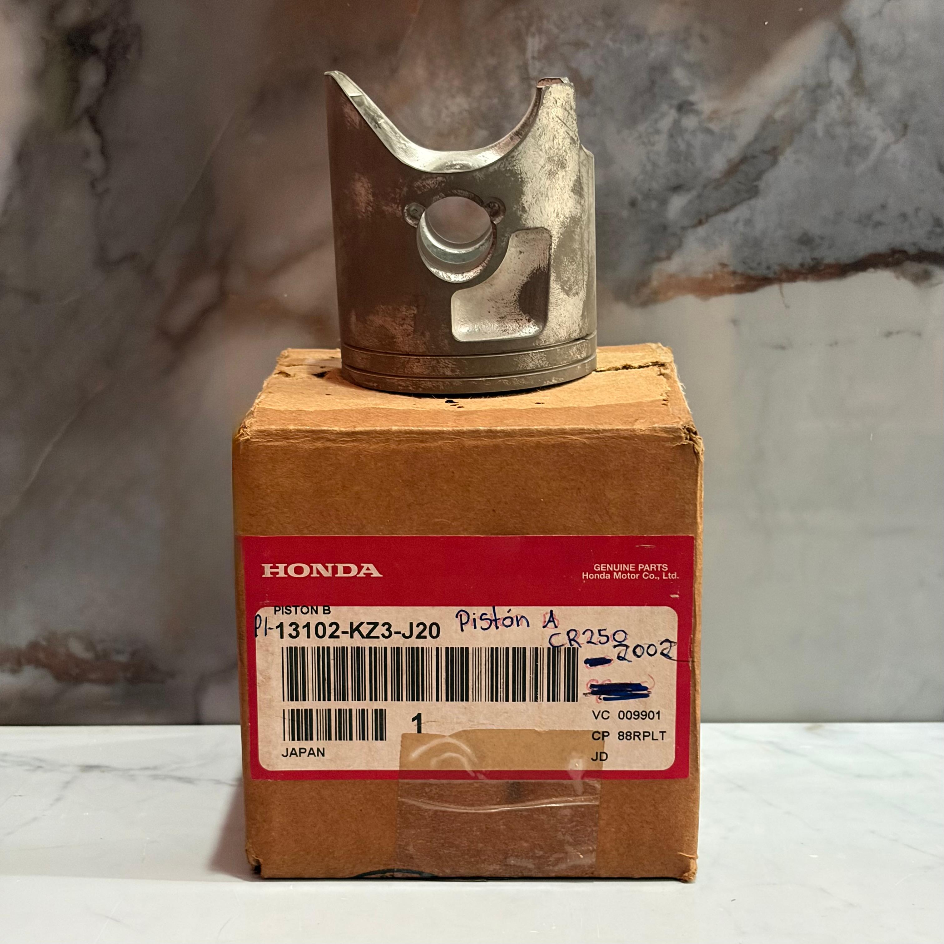 PISTON A CR250 2002 ORIGINAL