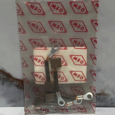 CARBONES DE ARRANCADOR GN125