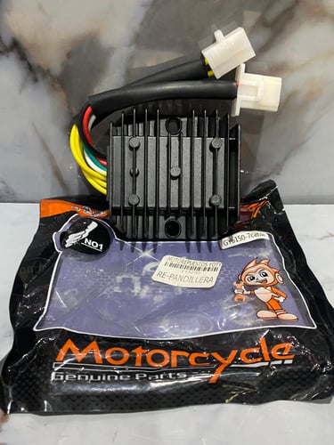 REGULADOR PANDILLERA 7L TRIFACICA