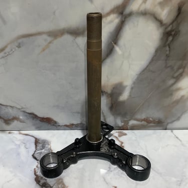 ESTERCIO INFERIOR ZS 150